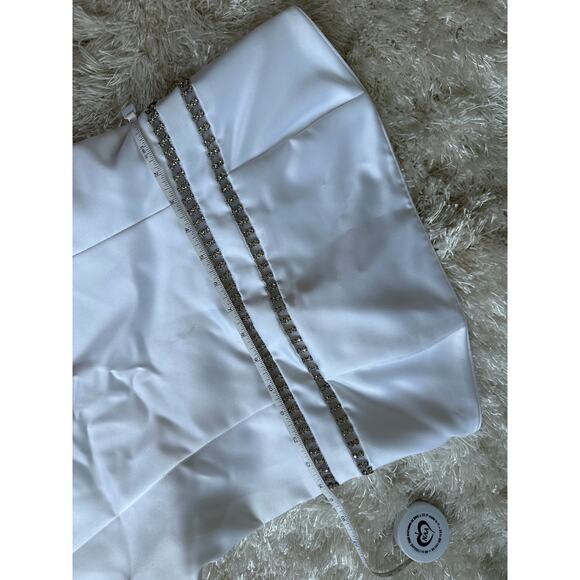 Jessica McClintock White Satin Strapless Rhinestone A-Line Midi Bridal Dress 10 - Picture 6 of 8